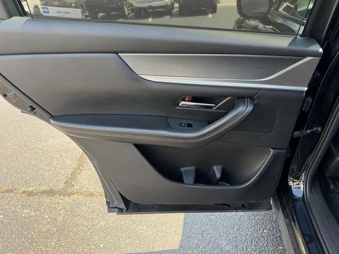Used 2024 MAZDA CX-90 3.3 Turbo w/ Preferred Plus AWD/4WD image 19