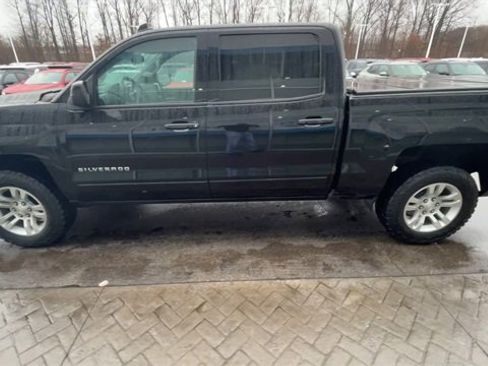 Certified 2018 Chevrolet Silverado 1500 LT w/ All Star Edition image 9