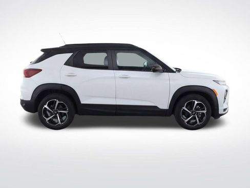 Used 2023 Chevrolet TrailBlazer RS w/ Sun and Liftgate Package AWD/4WD image 7