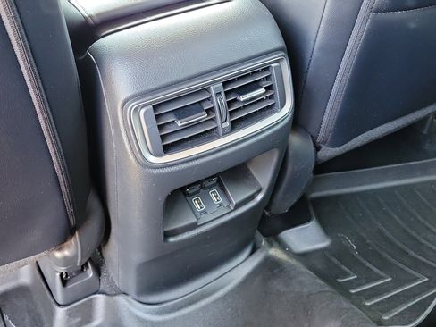 Used 2018 Honda CR-V Touring image 15