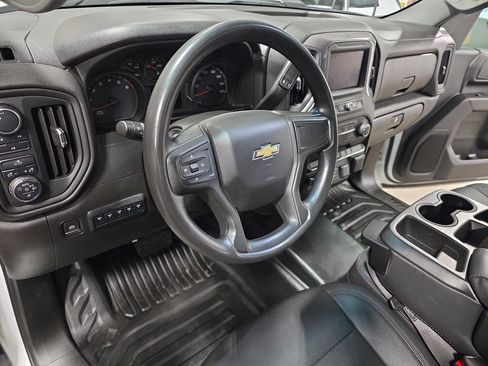 Certified 2022 Chevrolet Silverado 2500 W/T w/ WT Convenience Package AWD/4WD image 15