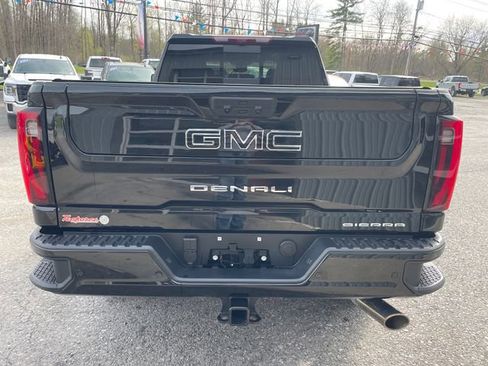 Used 2025 GMC Sierra 2500 Denali w/ Denali Reserve Package AWD/4WD image 6