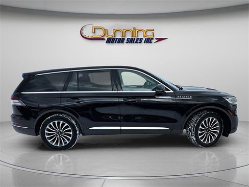 Used 2022 Lincoln Aviator Reserve image 8
