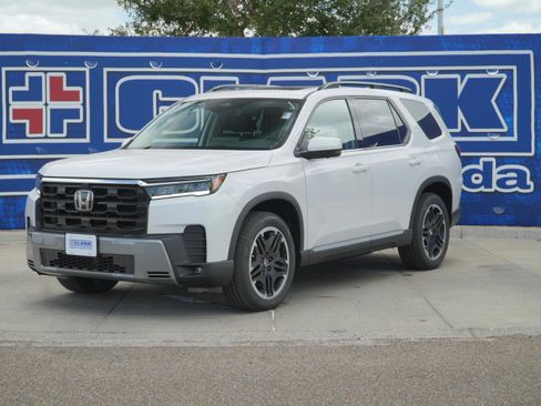New 2026 Honda Pilot image 1