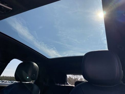 Used 2021 Porsche Cayenne Coupe w/ Premium Package image 10