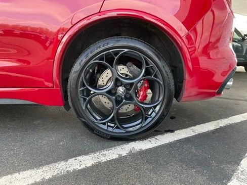 Used 2022 Alfa Romeo Stelvio Quadrifoglio w/ Active Assist Plus Package image 37