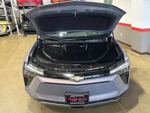Used 2024 Chevrolet Blazer EV LT AWD/4WD image 15