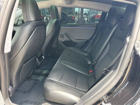 Used 2025 Tesla Model 3 Long Range RWD image 10