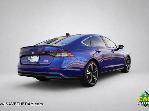 Used 2023 Honda Accord Sport image 8