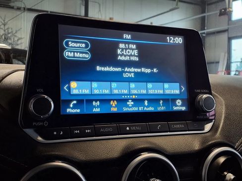 Used 2025 Nissan Sentra SV FWD image 18