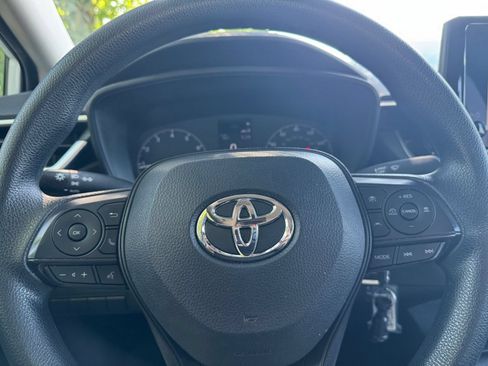 Used 2023 Toyota Corolla LE FWD image 25