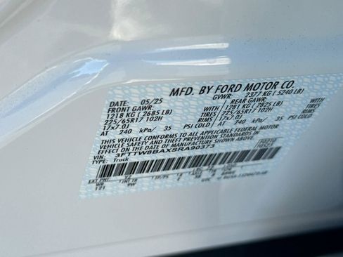 Used 2025 Ford Maverick XL w/ Equipment Group 102A image 27