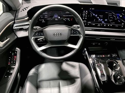 Used 2025 Audi A5 2.0T Premium w/ Convenience Package image 5