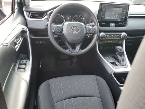 Certified 2022 Toyota RAV4 XLE image 11