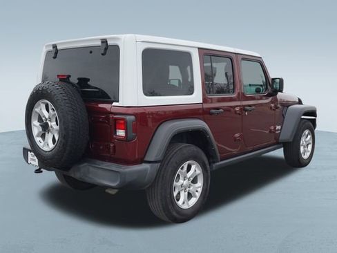 Used 2021 Jeep Wrangler Unlimited Islander image 9