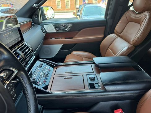 Used 2020 Lincoln Navigator Reserve w/ Luxury Package AWD/4WD image 62