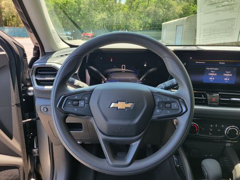 Certified 2024 Chevrolet TrailBlazer LT FWD image 12