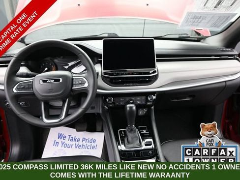 Used 2025 Jeep Compass Limited AWD/4WD image 31