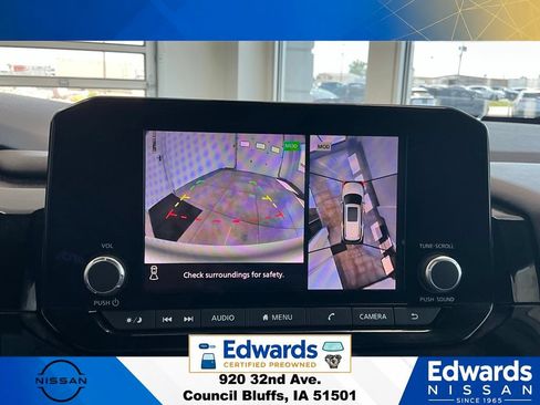 Used 2025 Nissan Pathfinder Rock Creek AWD/4WD image 30