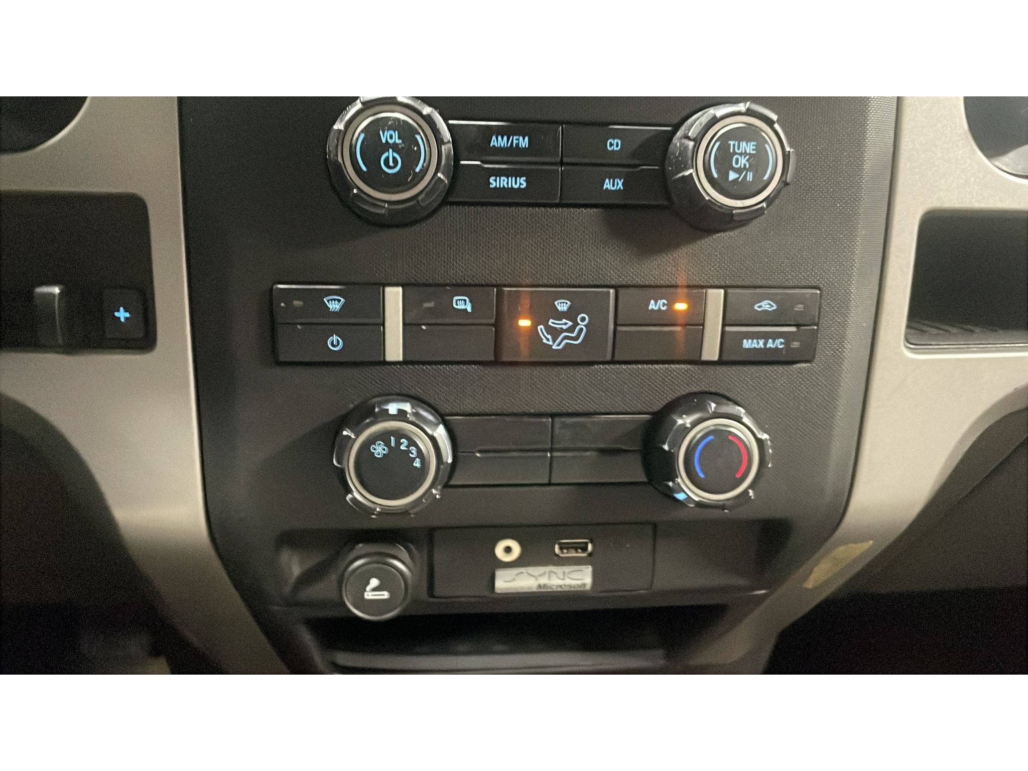 Used 2010 Ford F150 XLT AWD/4WD image 13