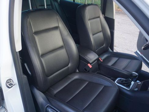Used 2017 Volkswagen Tiguan Wolfsburg Edition FWD image 21