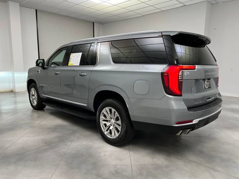 Used 2025 GMC Yukon XL Denali RWD image 5