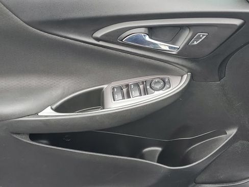 Used 2020 Chevrolet Malibu LS FWD image 13