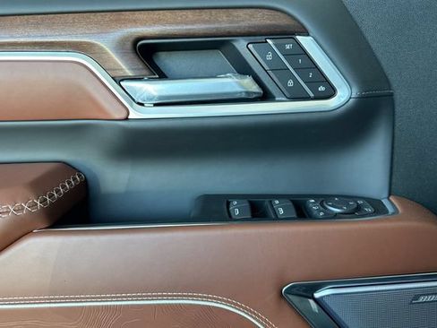 New 2026 GMC Sierra 2500 Denali Ultimate AWD/4WD image 11