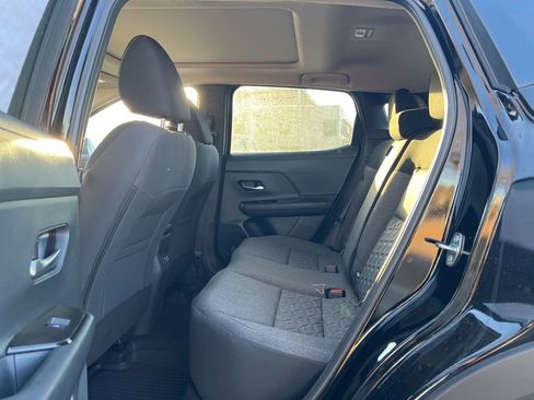 New 2025 Nissan Kicks SV w/ SV Premium Package image 14