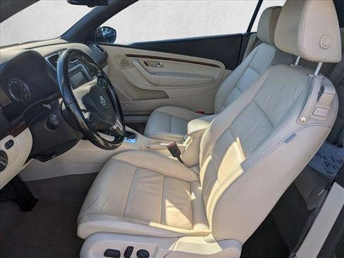 Used 2012 Volkswagen Eos Executive image 11