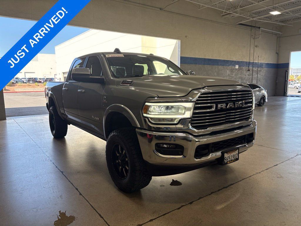 Used 2019 RAM 2500 Laramie AWD/4WD image 2