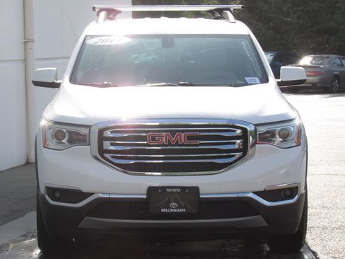 Used 2017 GMC Acadia SLT AWD/4WD image 3