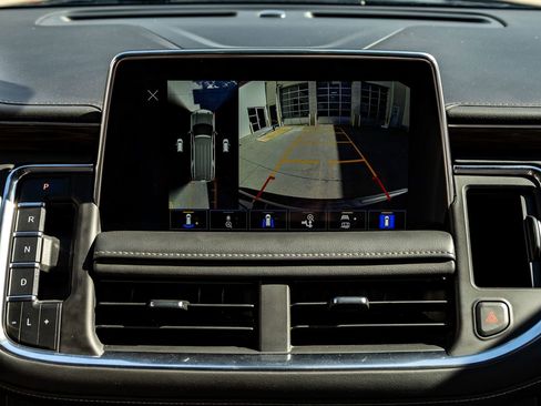 Used 2022 Chevrolet Tahoe LT w/ Luxury Package image 25