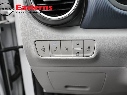 Used 2020 Hyundai Kona Ultimate image 22