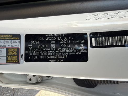 Used 2024 Kia Forte GT-Line w/ GT-Line Premium Package image 21