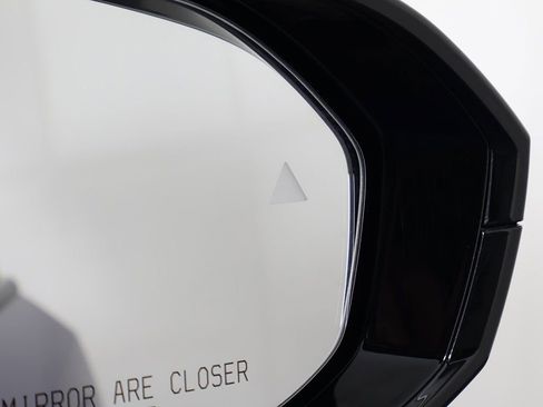 Used 2025 BMW M5 Touring image 43