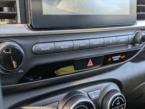 Used 2020 Hyundai Venue SEL w/ Convenience Package image 8