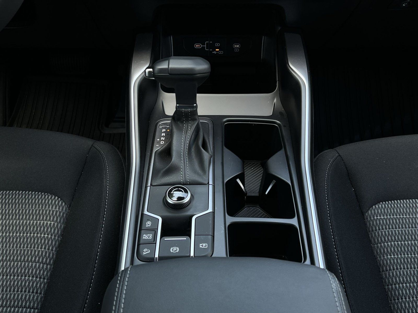 New 2026 Kia Sorento LX FWD image 29