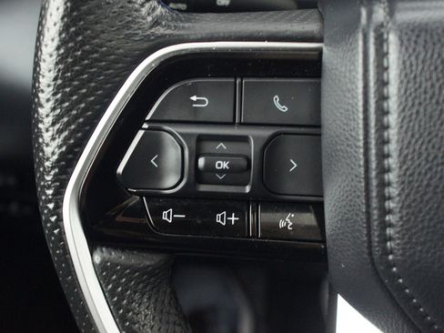 Used 2023 Toyota Tundra Platinum w/ Advanced Package image 10