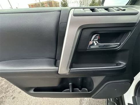 Used 2019 Toyota 4Runner SR5 image 17