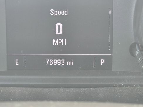 Used 2021 Chevrolet Silverado 1500 Custom image 13