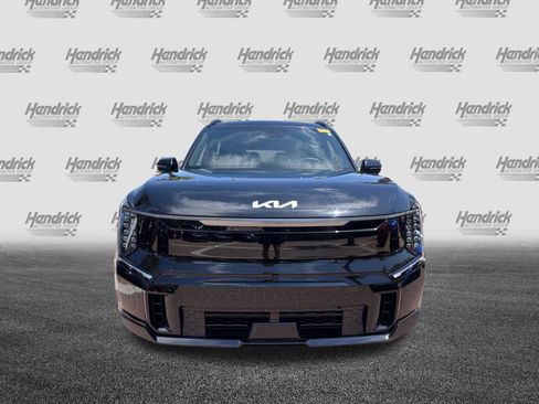 Used 2024 Kia EV9 GT-Line AWD/4WD image 3