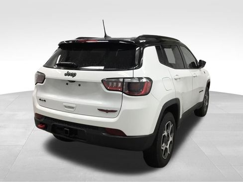 Used 2022 Jeep Compass Trailhawk w/ Trailhawk Convenience Group AWD/4WD image 15