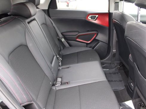 Used 2023 Kia Soul GT-Line w/ GT-Line Technology Package image 22