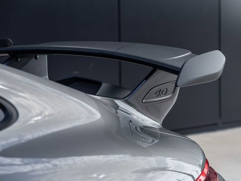 Certified 2018 Porsche 911 GT3 RWD image 19