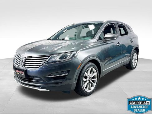Used 2017 Lincoln MKC Select w/ Select Plus Package FWD image 2