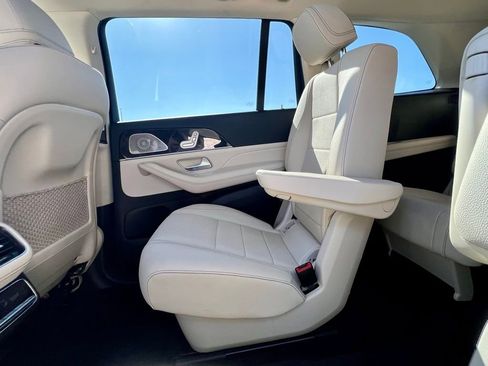 Certified 2023 Mercedes-Benz GLS 450 4MATIC image 29