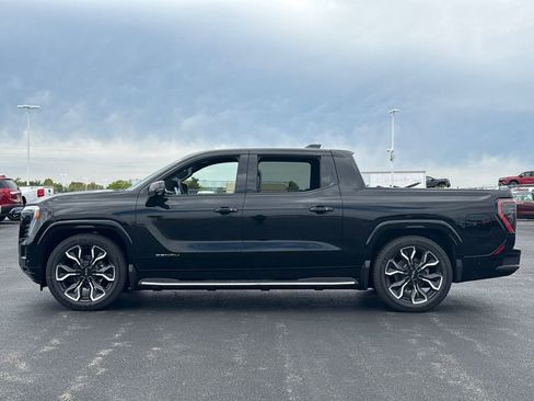 New 2025 GMC Sierra EV Denali image 5