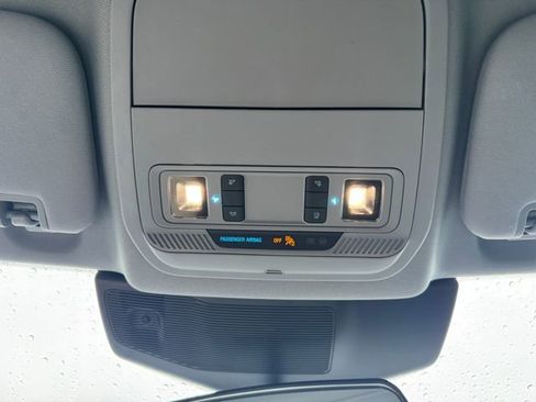 Used 2023 Ford Explorer XLT w/ Equipment Group 202A image 28