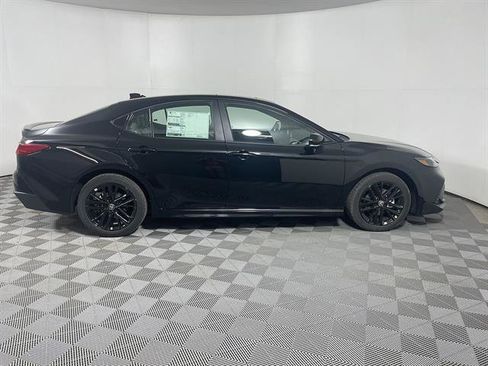New 2026 Toyota Camry SE w/ Convenience Package AWD/4WD image 8